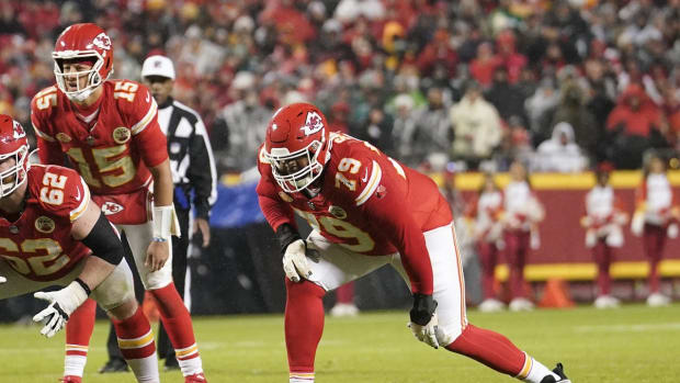 Nov 20, 2023; Kansas City, Missouri, USA; Kansas City Chiefs offensive tackle Donovan Smith (79) on the line of scrimmage against the Philadelphia Eagles during the game at GEHA Field at Arrowhead Stadium.